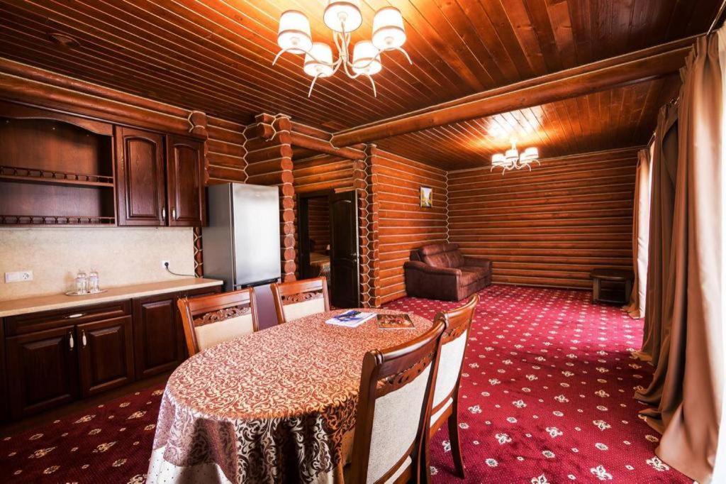 Загородный Комплекс Боковенька Krivoy Rog Exterior foto
